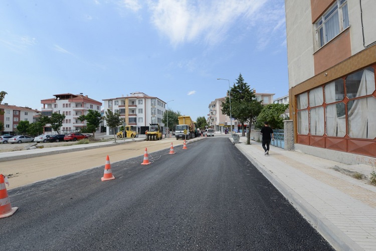 KAPAKLI 1. CADDE’NİN ASFALTI TAMAMLANDI