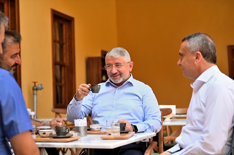 VELİ PAŞA KAHVECİSİ HİZMETTE