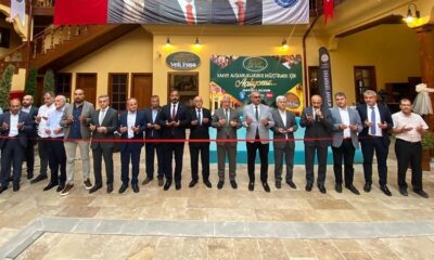 VELİ PAŞA KAHVECİSİ AÇILDI