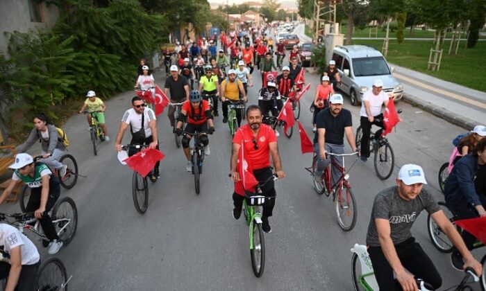 SAĞLIKLI YAŞAM İÇİN PEDAL ÇEVİRDİLER