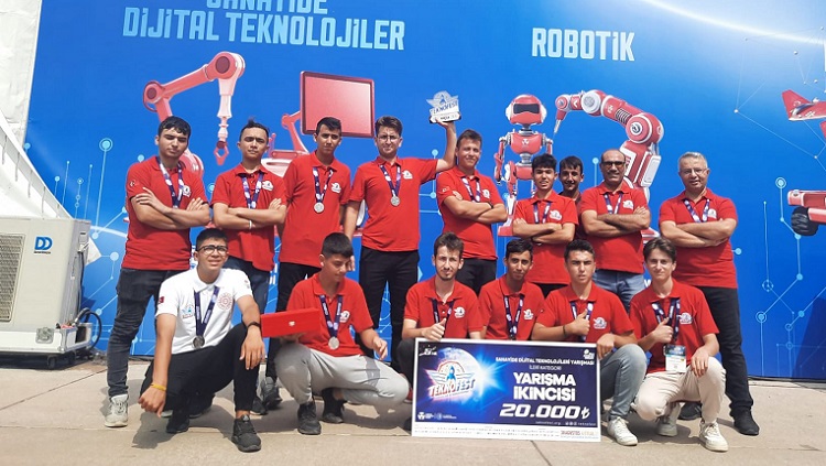 TEKNOFEST’TE ÇORUM’U GURURLANDIRDILAR