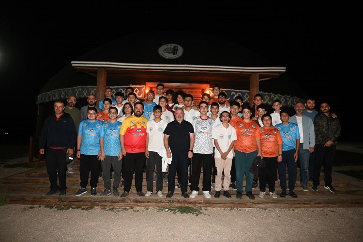 ÇORUMLU OBASI GENÇLERİ AĞIRLADI
