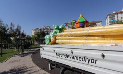 BELEDİYE PARKLARI YENİLİYOR