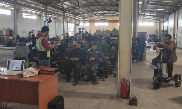 BELEDİYE PERSONELİNE EĞİTİM SEMİNERİ