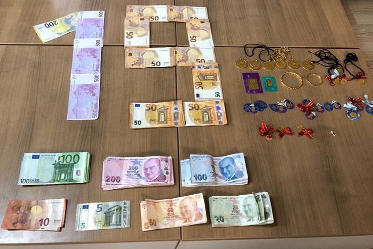 DOLANDIRICI SUÇ ÜSTÜ YAKALANDI