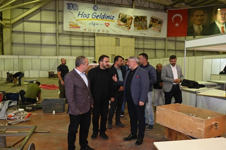 100 BİN KİTAPSEVER ZİYARETÇİ BEKLENİYOR