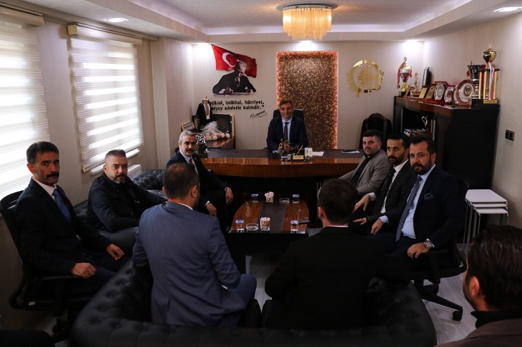 MHP’DEN KALIPCI’YA HAYIRLI OLSUN ZİYARETİ