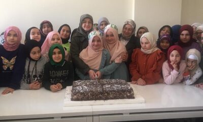 11 YAŞINDAKİ İKİZLER HAFIZ OLDU