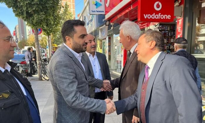 SİYASETİ GÖNÜL ALMA ÜZERİNE KURDUK