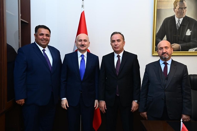 MİLLETVEKİLLERİ ULAŞTIRMA BAKANIYLA GÖRÜŞTÜ