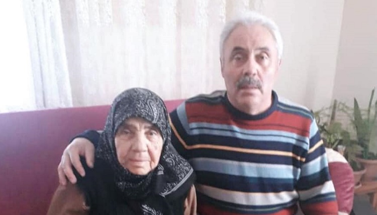 ANNEANNE TORUN AYNI GÜN VEFAT ETTİ!