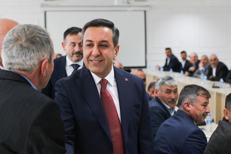 MUHTARLARDAN DERE’YE TEŞEKKÜR ZİYARETİ