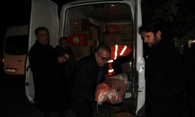 50 BİN PAKET HAZIR YEMEK GÖNDERDİ