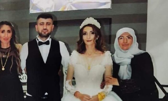 ÇORUMLU ASKER VE POLİS EŞİ ENKAZDAN ÇIKAMADI