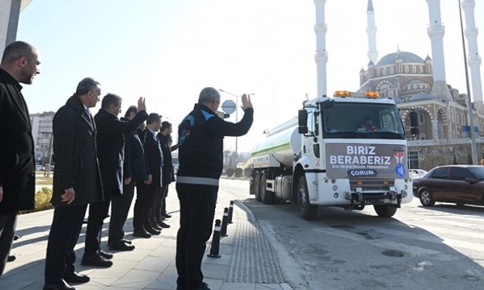 BELEDİYE EKİPLERİ AFŞİN’E UĞURLANDI
