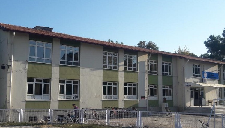 3 OKUL EĞİTİME KAPATILIYOR
