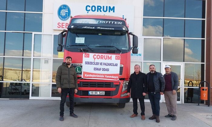 BİR TIR SEBZE MEYVE GÖNDERDİLER