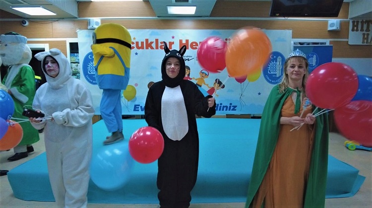 BELEDİYE’DEN DEPREMZEDE ÇOCUKLARA ETKİNLİK