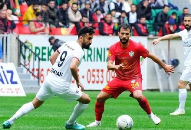 ÇORUM FK DEPLASMANDA ÜÇ PUAN ALDI