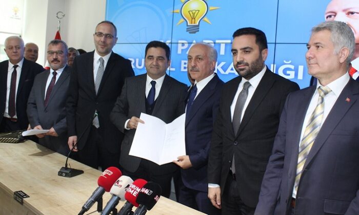 AK PARTİ’DEN ADAYLIĞINI AÇIKLADI