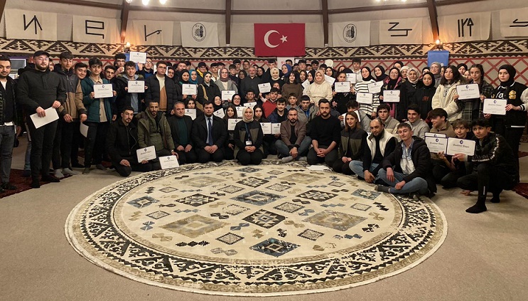 YARDIMA KOŞAN GENÇLER UNUTULMADI