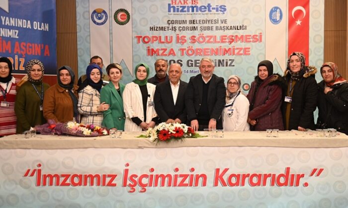 BELEDİYE’DE TOPLU SÖZLEŞME SEVİNCİ