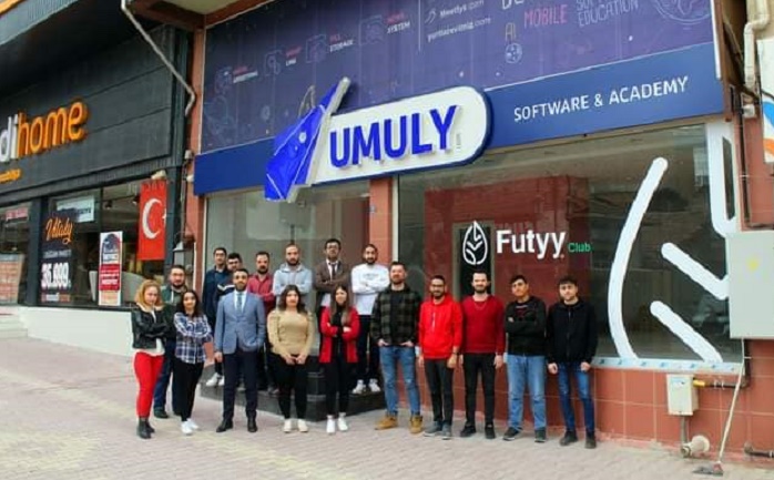 YAZILIMCI OLMAK İÇİN UMULY AKADEMİ İLE TANIŞIN!