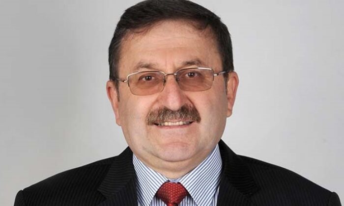 REŞİT KELEŞ İSTİFA ETTİ