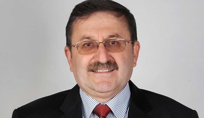 REŞİT KELEŞ İSTİFA ETTİ