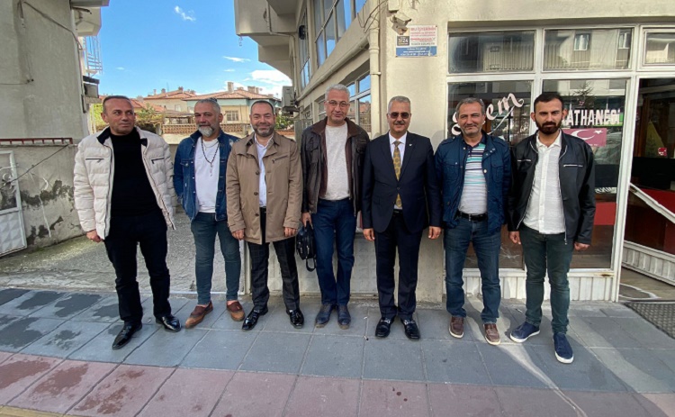 AHLATCI ESNAFIN SIKINTILARINI DİNLEDİ