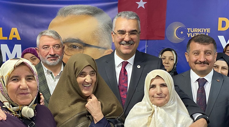 ÇORUMLULAR 6’LI MASAYA OY VERMEZ
