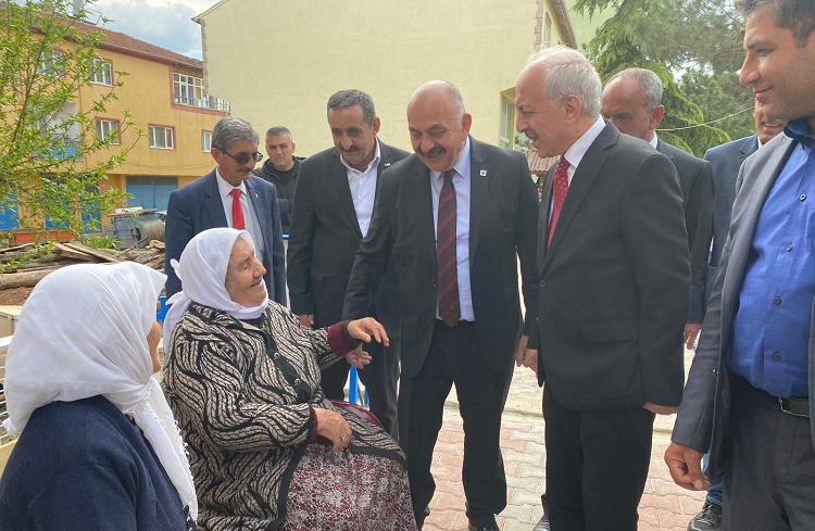 AK PARTİ’YE TUZAK KURULUYOR