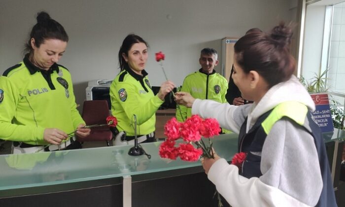 BELEDİYE EMNİYET MENSUPLARINI UNUTMADI