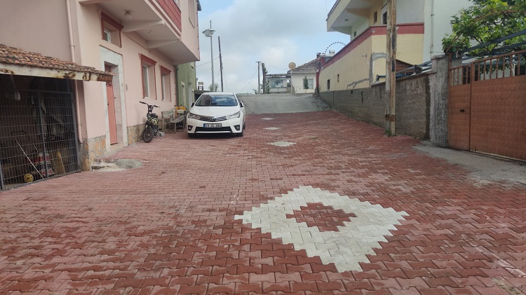 ORTAKÖY’DE KİLİT TAŞI DÖŞENİYOR