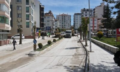 HÜYÜK CADDESİ YENİLENİYOR