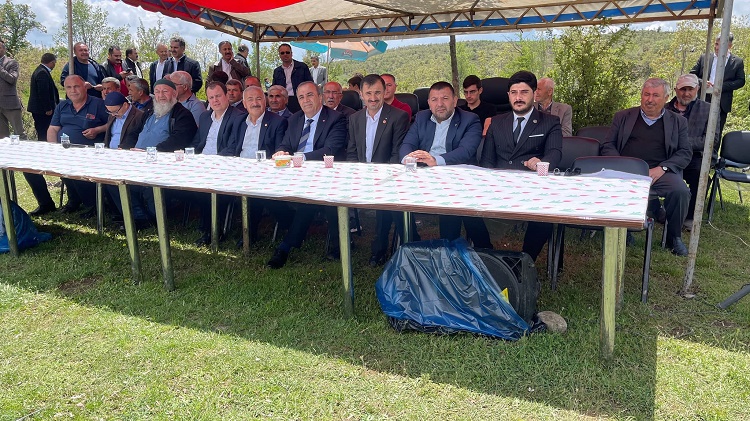 YAĞMUR VE ŞÜKÜR DUASI YAPILDI