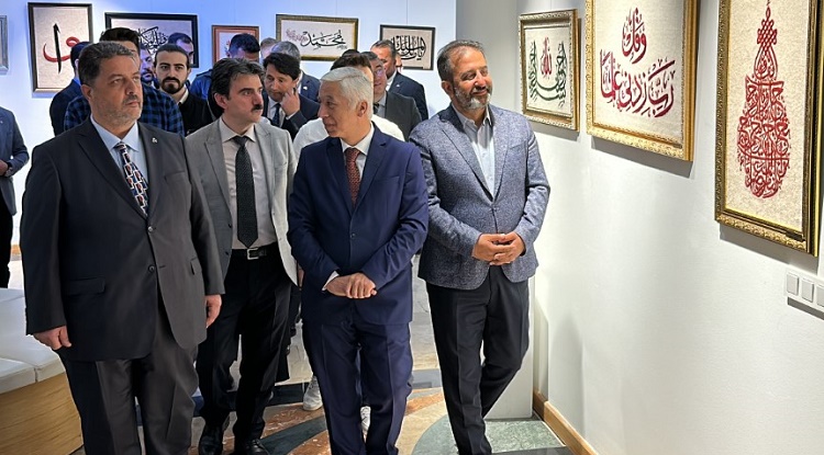GELENEKSEL KEÇE SANATI SERGİSİ AÇILDI