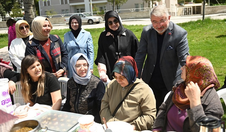 KADINLAR HIDIRELLEZ’İ KUTLADI