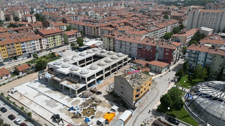 ÇORUM’A YENİ BİR MEYDAN KAZANDIRILIYOR