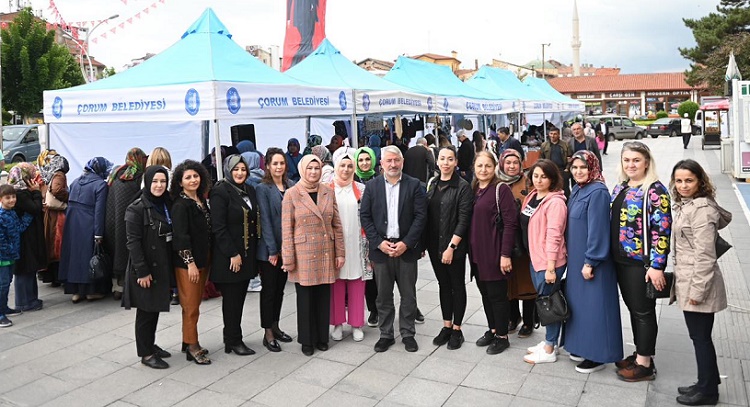 KKM KURSİYERLERİ STAND AÇTI