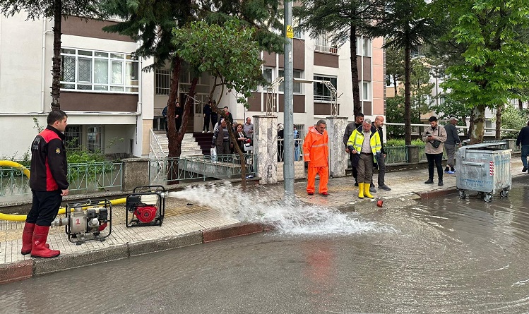 BELEDİYE VATANDAŞIN YARDIMINA KOŞTU