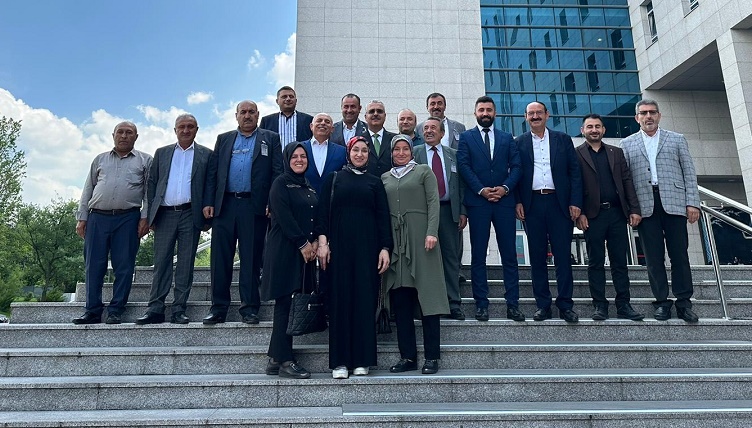 AHLATCI’YA TBMM’DE ZİYARETÇİ AKINI