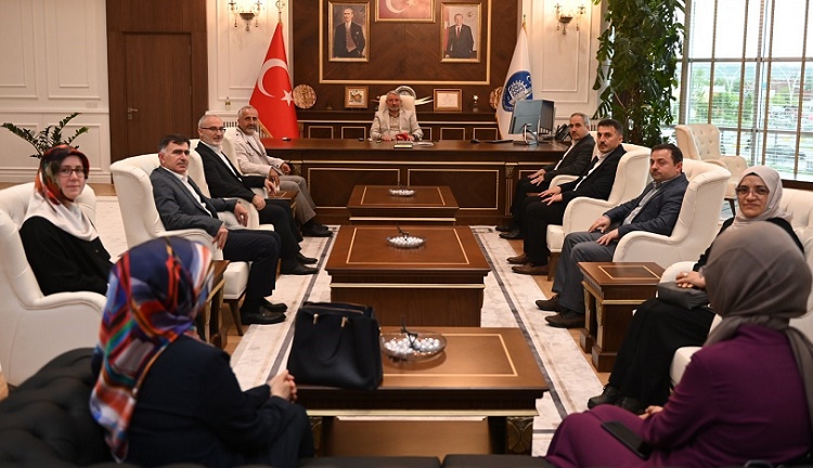 BAŞKAN AŞGIN’A TEŞEKKÜR ZİYARETİ
