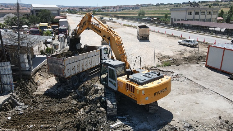 ERZURUM DEDE CADDESİ GENİŞLETİLİYOR