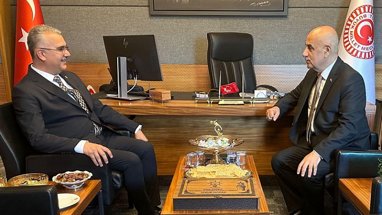 ÇİFTÇİLERİN SORUNLARINI MECLİSE TAŞIDI