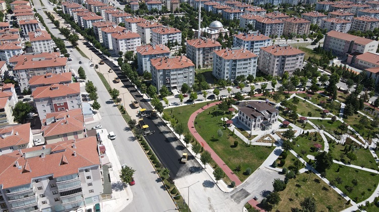 BİŞKEK CADDESİ ASFALTLA BULUŞTU