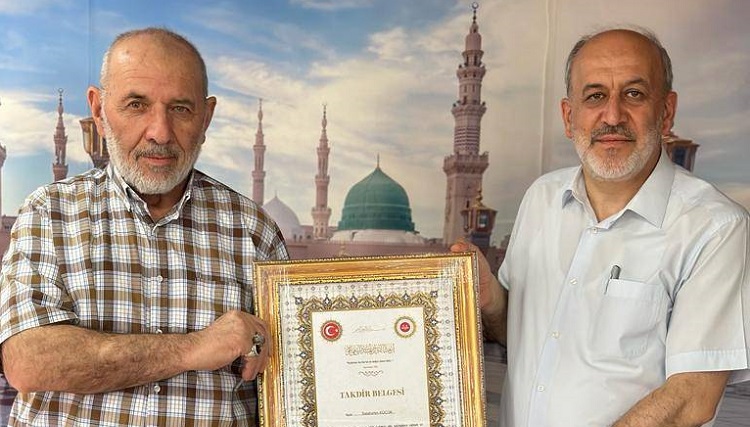 KUR’AN KURSUNA 1 MİLYONLUK BAĞIŞ YAPTI