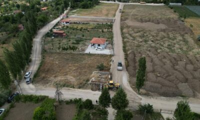 BAĞ YOLLARINDA HUMMALI ÇALIŞMA
