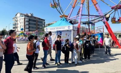 ÖĞRENCİLER LUNAPARKTA EĞLENDİ