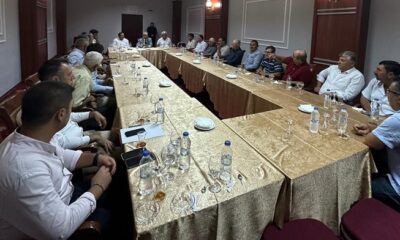 AHLATCI ÇİFTÇİLERİMİZ BAŞIMIZIN TACIDIR
